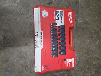 Milwaukee 1/2" socket set