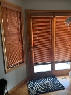 Bali Wood Mini-Blinds (4) total