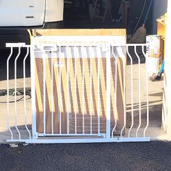 New Grownsy 29.5" To 48" Baby Or Dog Safety Gate White 