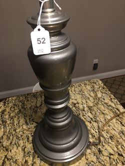 Grey Metal Spindle-urn design desk lamp