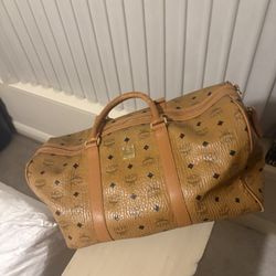 MCM's large Otmr Vi weekender 