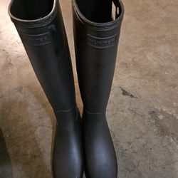Hunter Tall Rain Boots Size 9