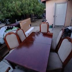 Dining Room Table And 6 Chairs Nice. Real Wood