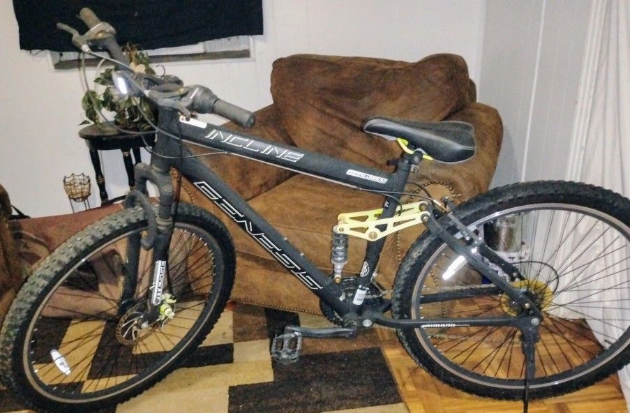 MEN'S BICYCLE 