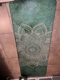 Yoga Mat (Holy Moly)
