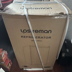 Brand new Mini Fridge 