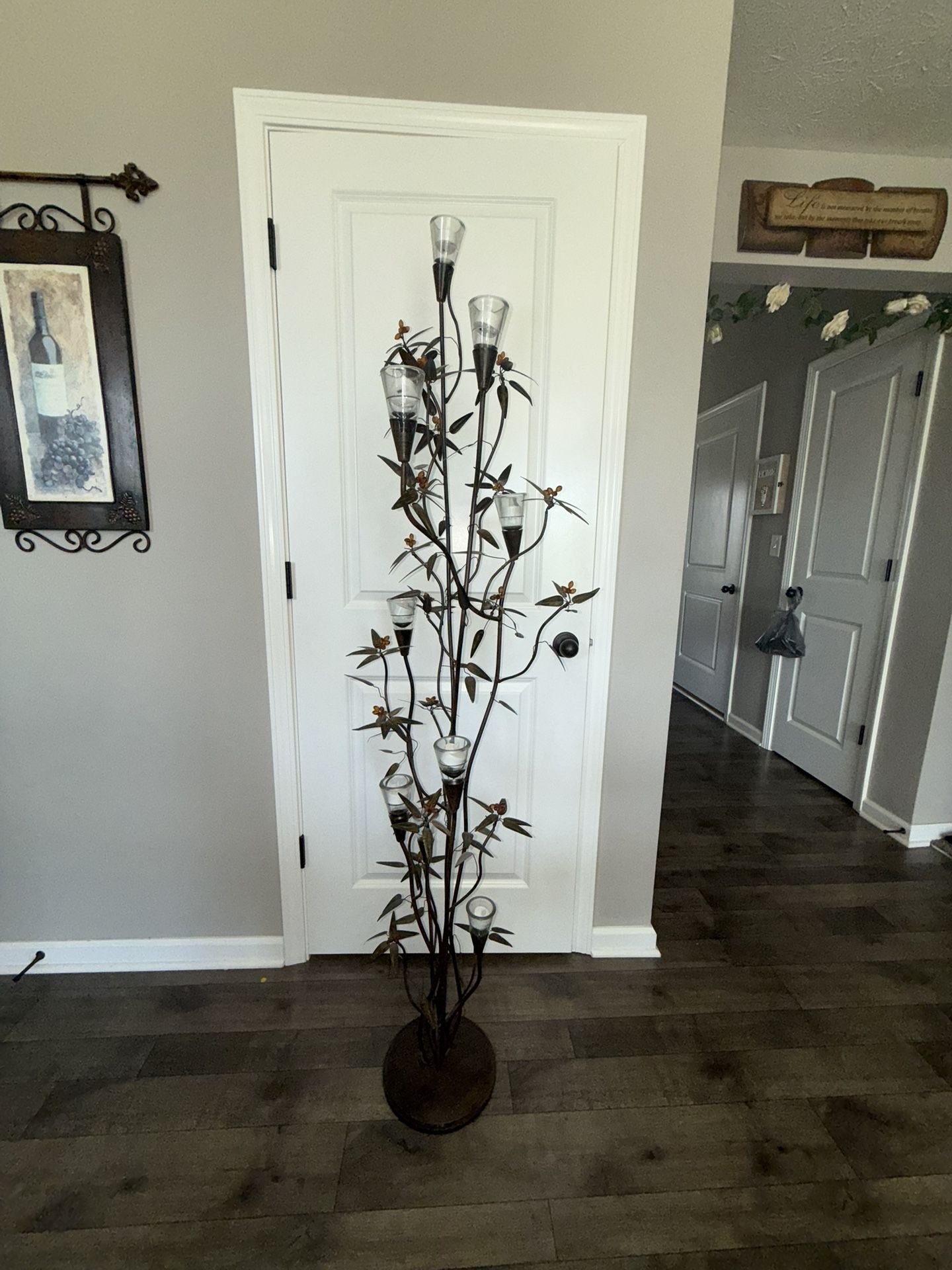 5.5ft Metal Tea Light Candle Holder