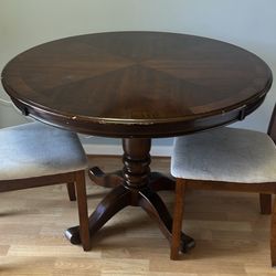 48*30 Wooden Dining Table With 2 Chairs 