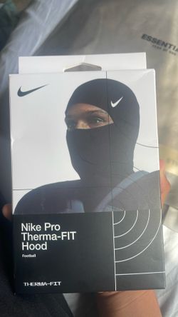 Nike Pro Therma-FIT Hood