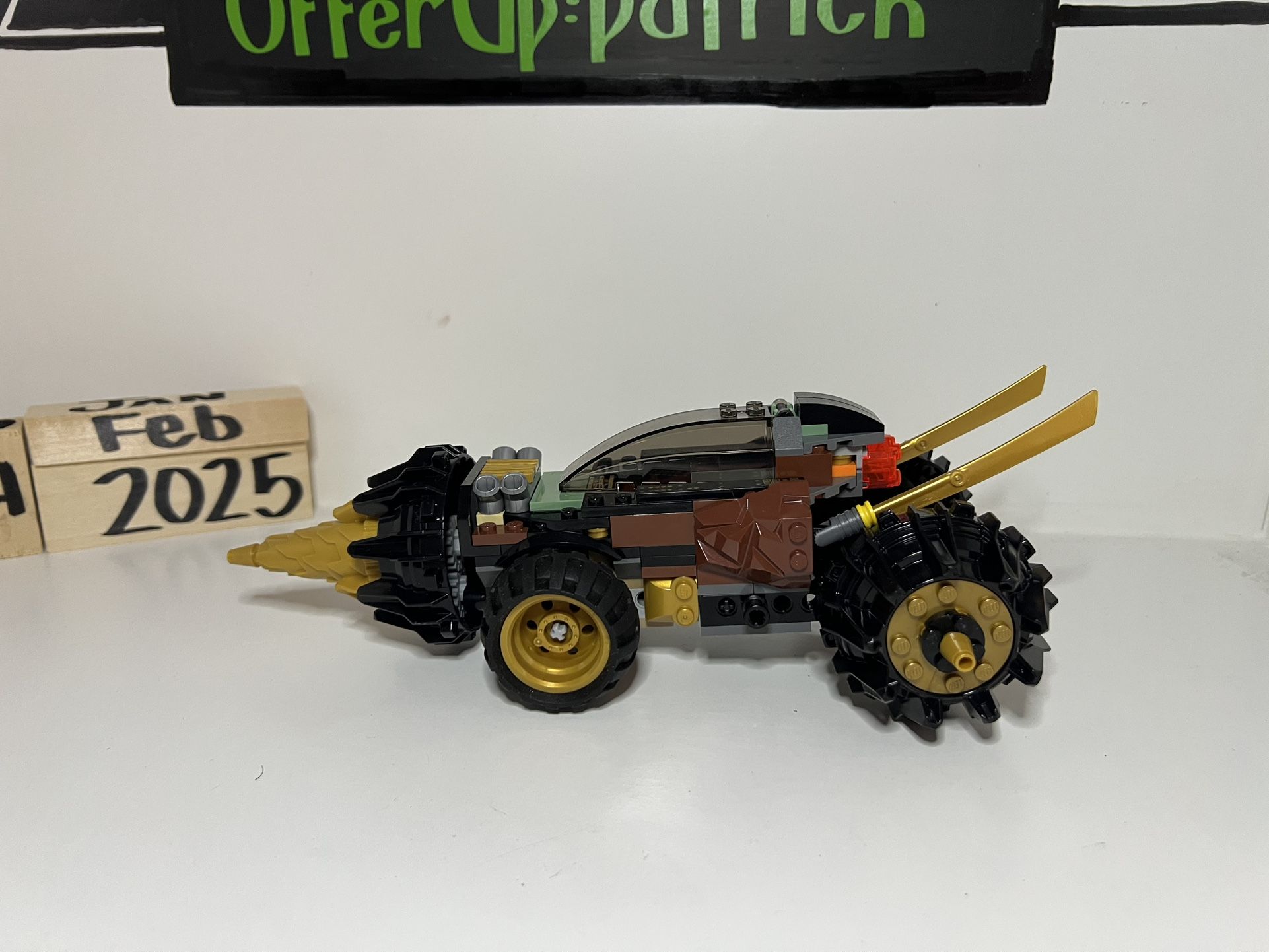 70502 LEGO Ninjago The Final Battle Cole's Earth Driller