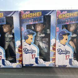 Shohei Ohtani Dodgers Bobble heads 