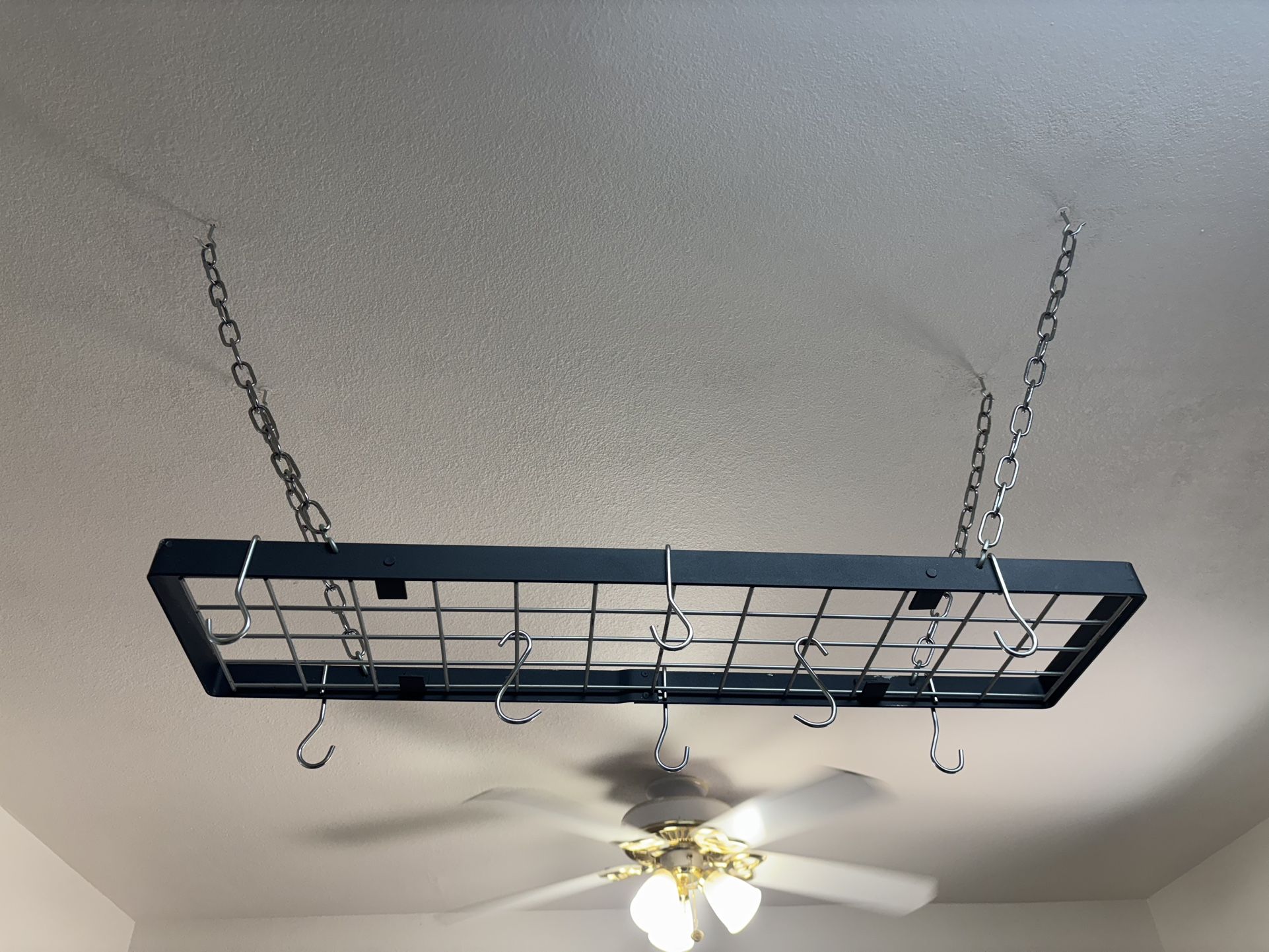 Black Pot Rack w/Grid