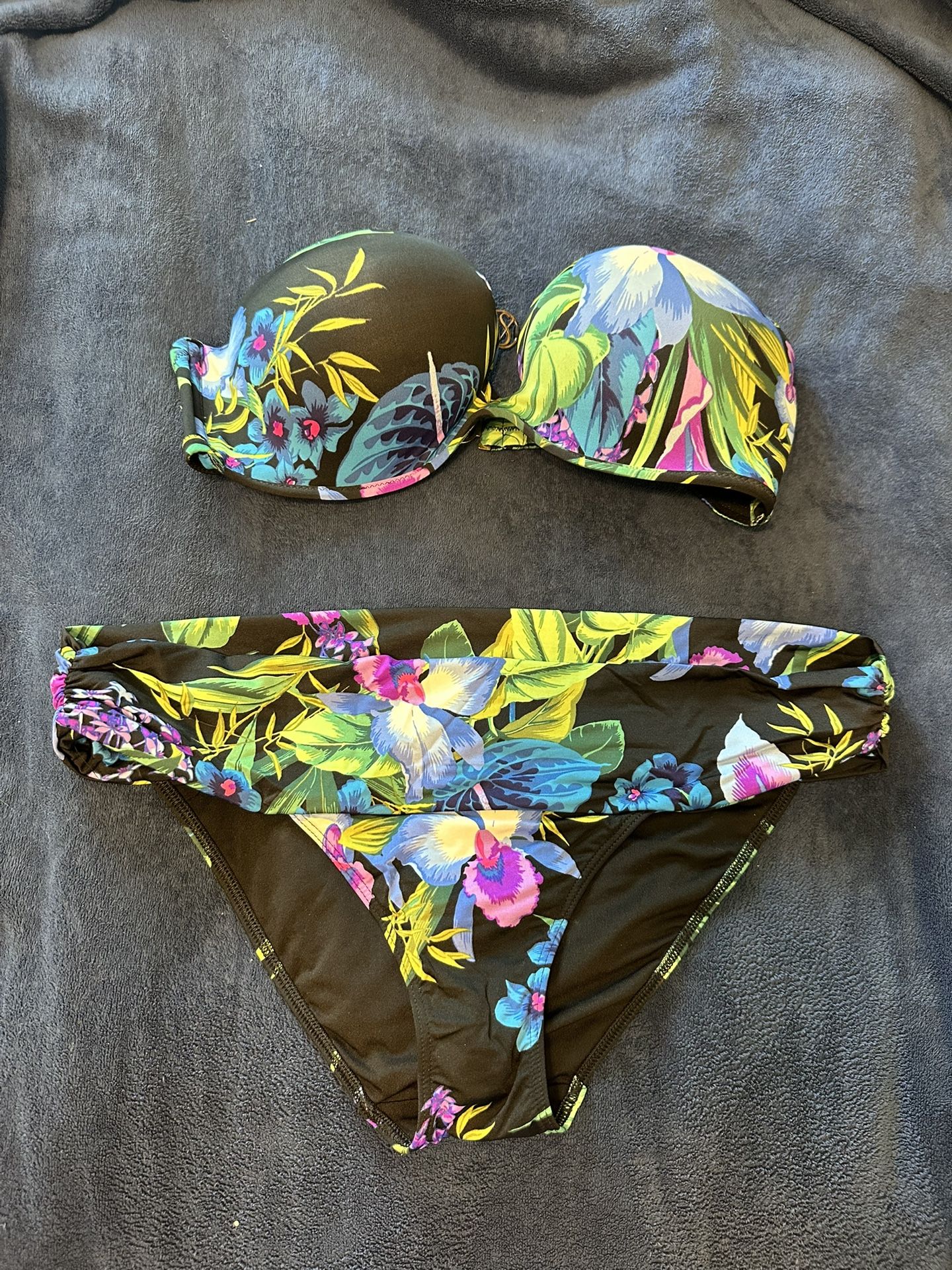 Victoria’s Secret Bikini