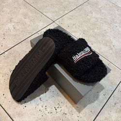 Balenziaga Black Fur Slides  