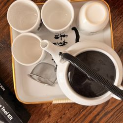 Modern Chinese Ceramic Tea Set