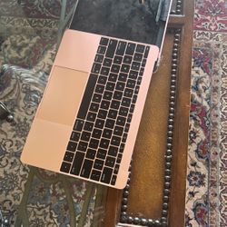 MacBook Keyboard And Screen