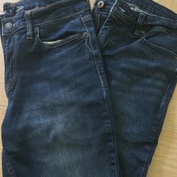 Women’s Skinny Jeans