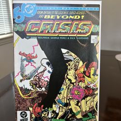 Crisis On Infinite Earths #2 Copper Age Comic Book 