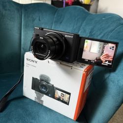 Sony Black Cameras-and-accessories(28)68