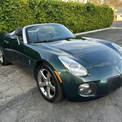  2007 Pontiac Solstice GXP – 5-Speed Manual