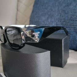 Prada Sunglasses!