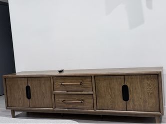 TV STAND Modern Oak Media Console / TV Stand