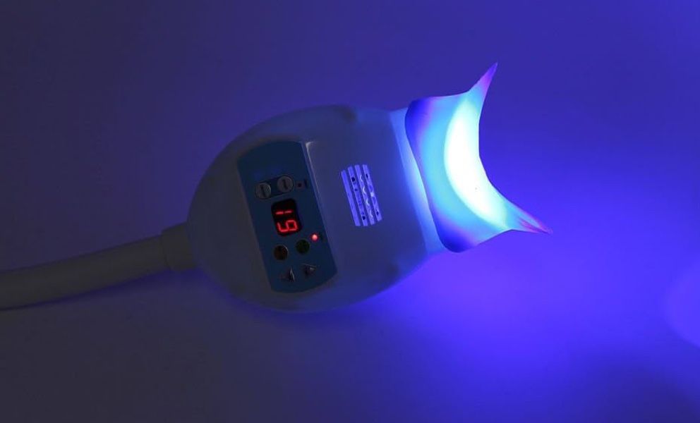 Dental Teeth Whitening Bleaching Lamp Accelerator Holding on Table Lampara Blanqueamiento Dientes
