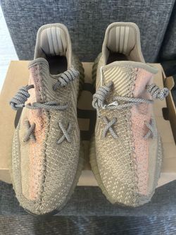 Yeezy 350 Santu size 10