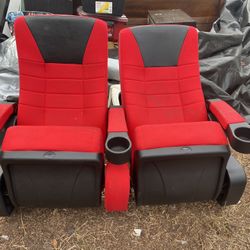 Cool red double chair from a movie theater. Can also separate in Good condition