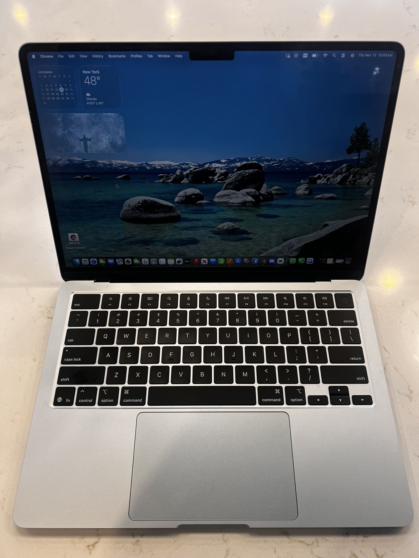 2025 Macbook Air 13” M4 Sky Blue