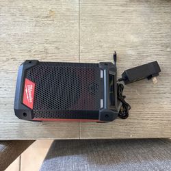 Milwaukee M12 Radio + Charger