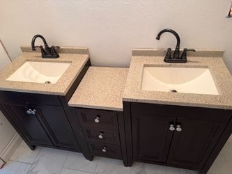 Double Bathroom Vanity with Sinks