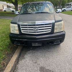 2004 Cadillac Escalade