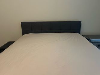 Queen platform bed