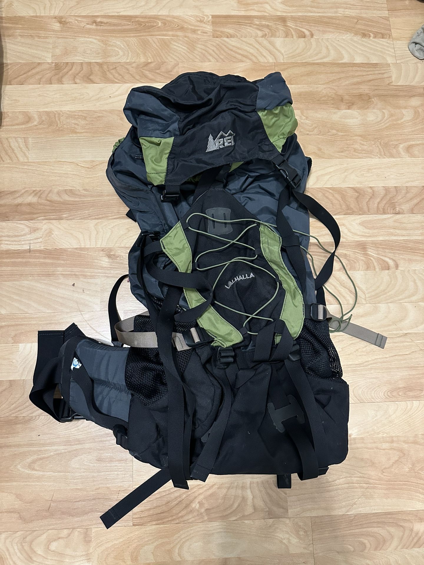 REI Backpacking Backpack