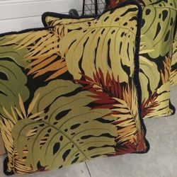 3 GORGEOUS PILLOWS