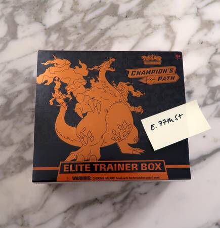 ** Charizard ** Pokemon TCG Champions Path Elite Trainer Box ETB