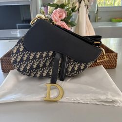 Dior Women’s Saddle Bag 