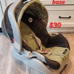 Car Seat W Base READ DESCRIPTION 