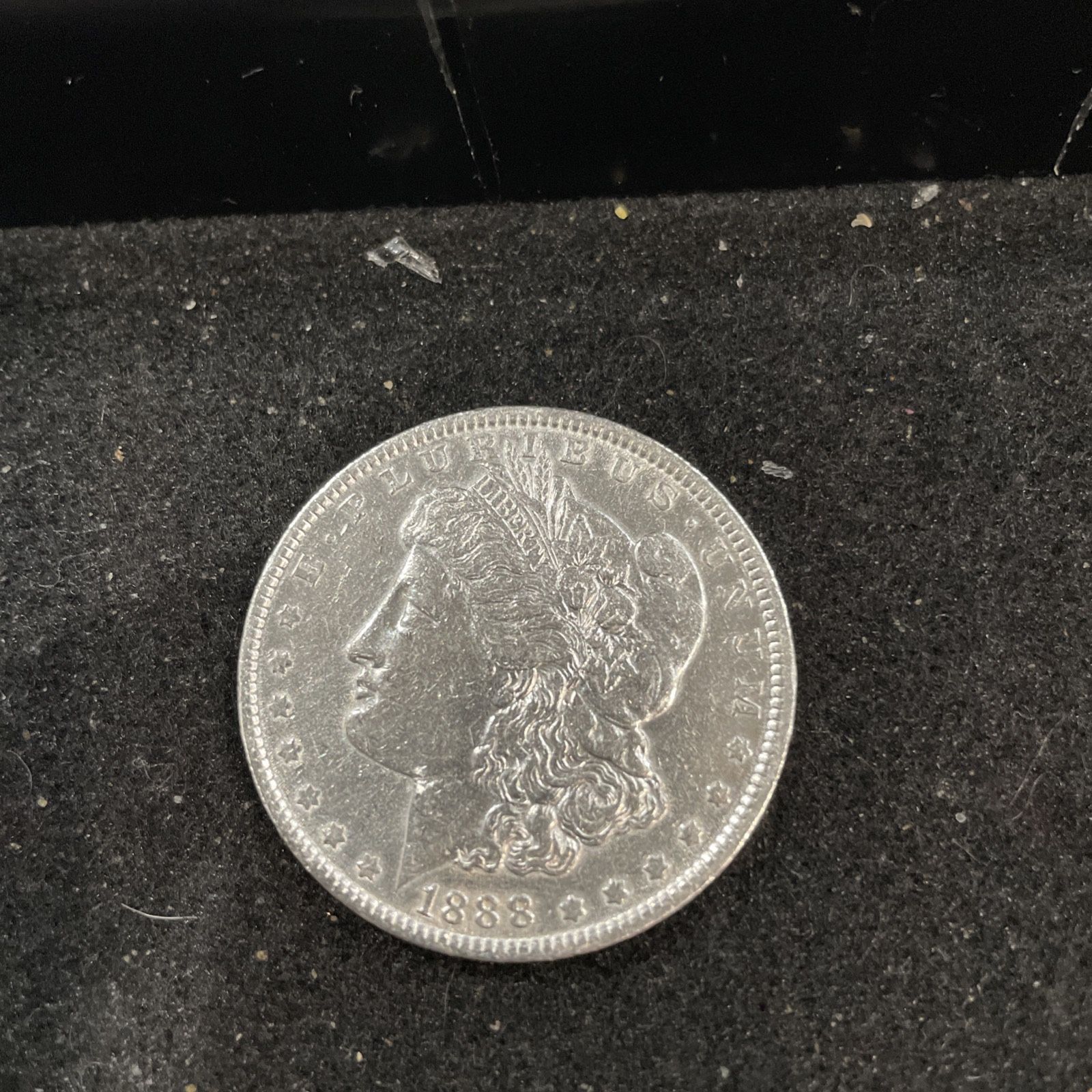 1888 Silver Slightly Circulated Morgan Dollar In Excellent Condition 269