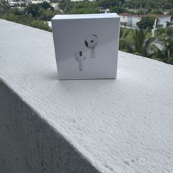 *SEALED* AirPods 4th Gen 