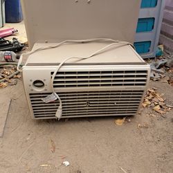 Used 6 Months Champion Cooler