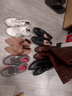 Free women's boots and sneakers size 8