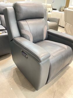 New Dual Power Recliner with Bluetooth and USB Port