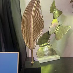 House decor Golden Leaf 🍁 Decor