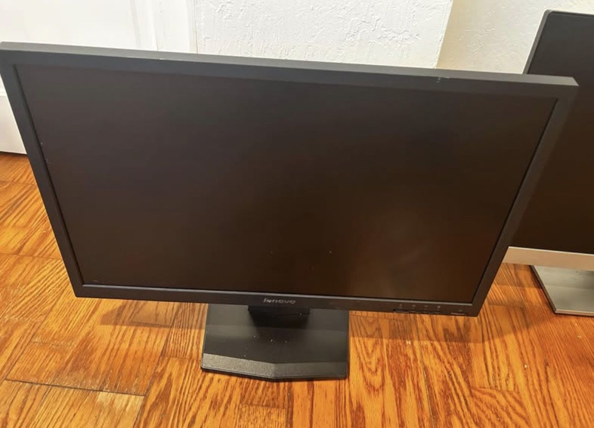 2 Computer Monitors