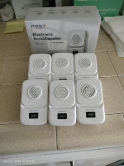 6-Pack Electronic Pest Repeller Mice & Bugs