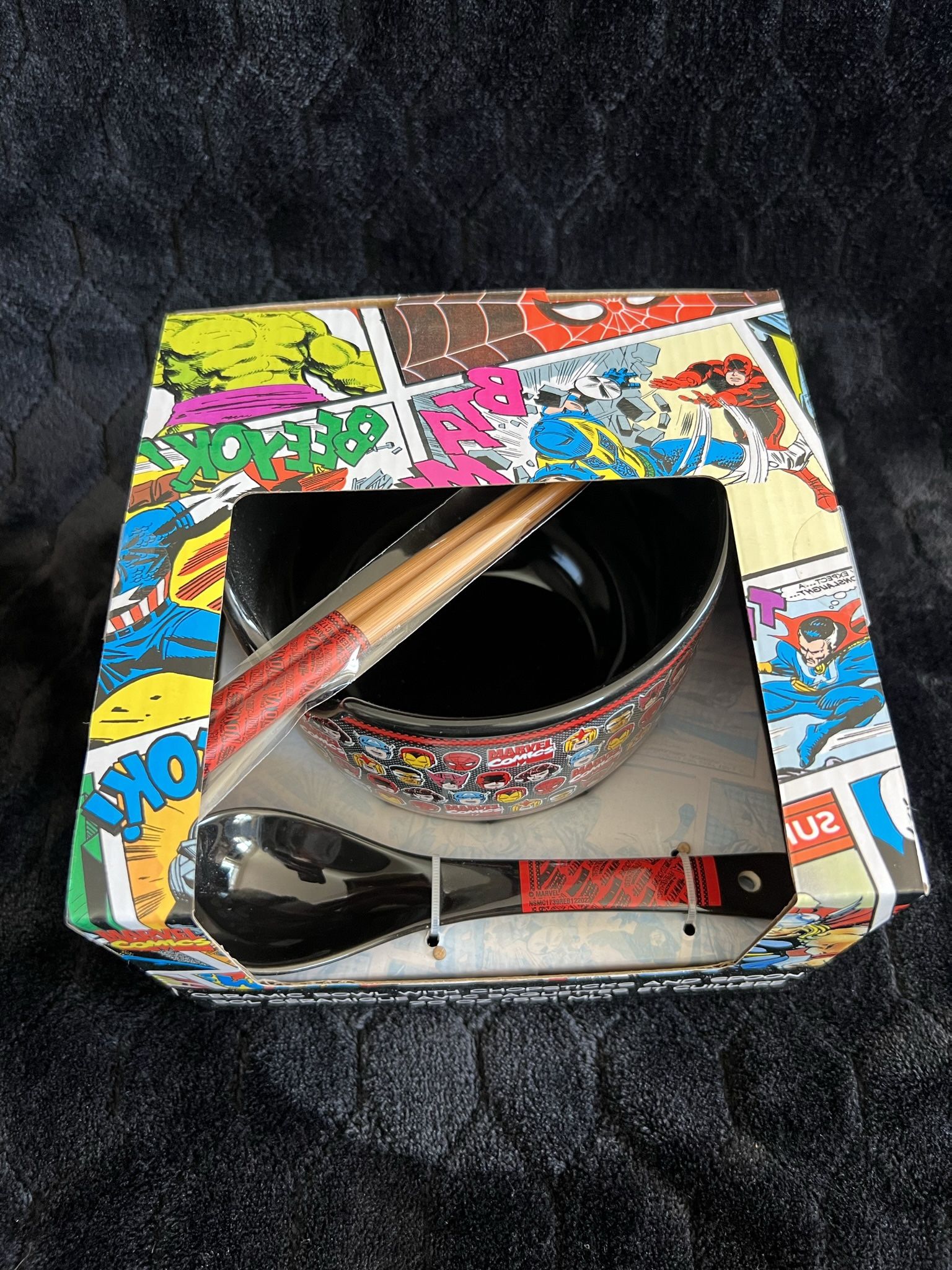 Marvel Soup Bowl With Chopsticks And Spoon