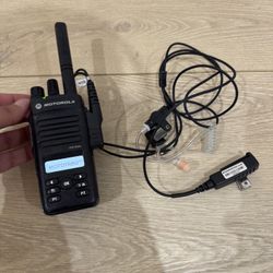 Motorola XPR 3500e MOTOTRBO Digital Two-Way Radio w/ Earpiece Mic