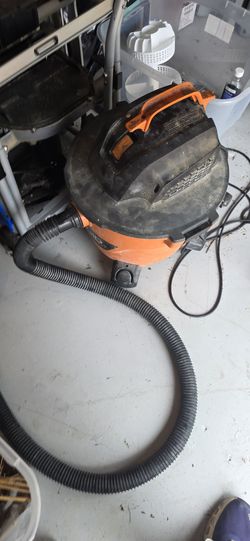 Ridgid Wet/Dry Shop Vac with Hose / Aspiradora Ridgid para Taller